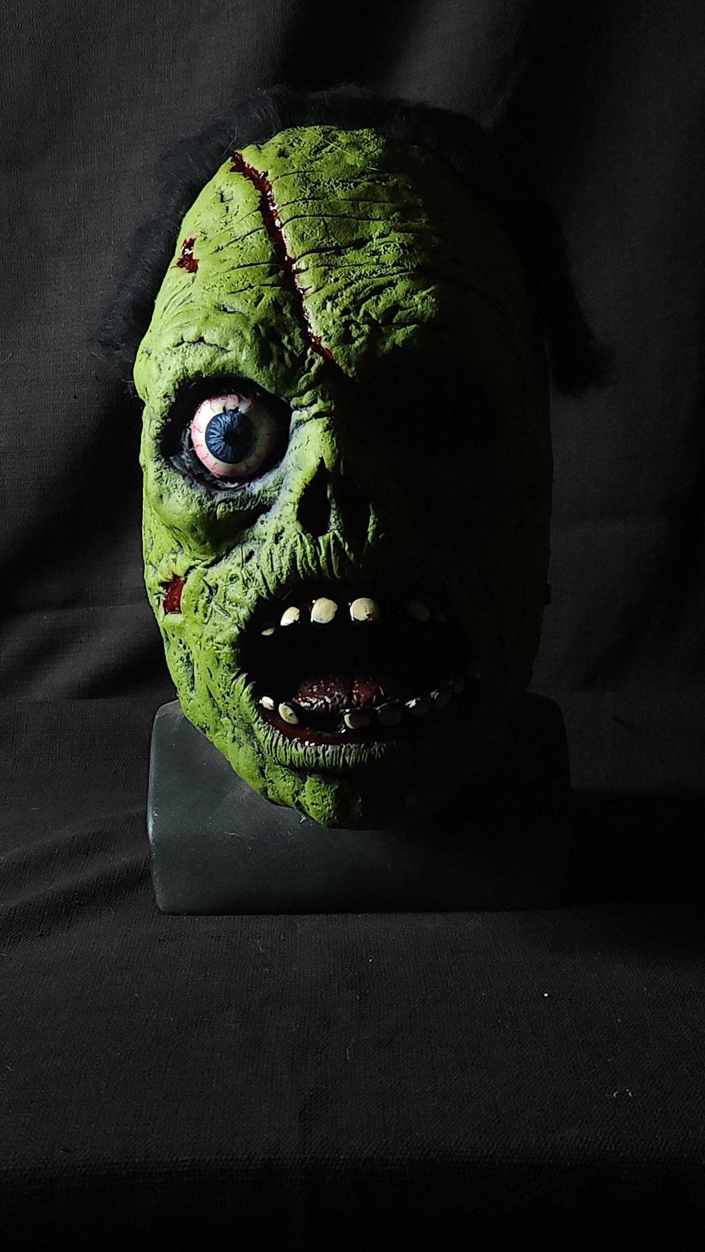 Shock Monster Latex Halloween Half-Mask